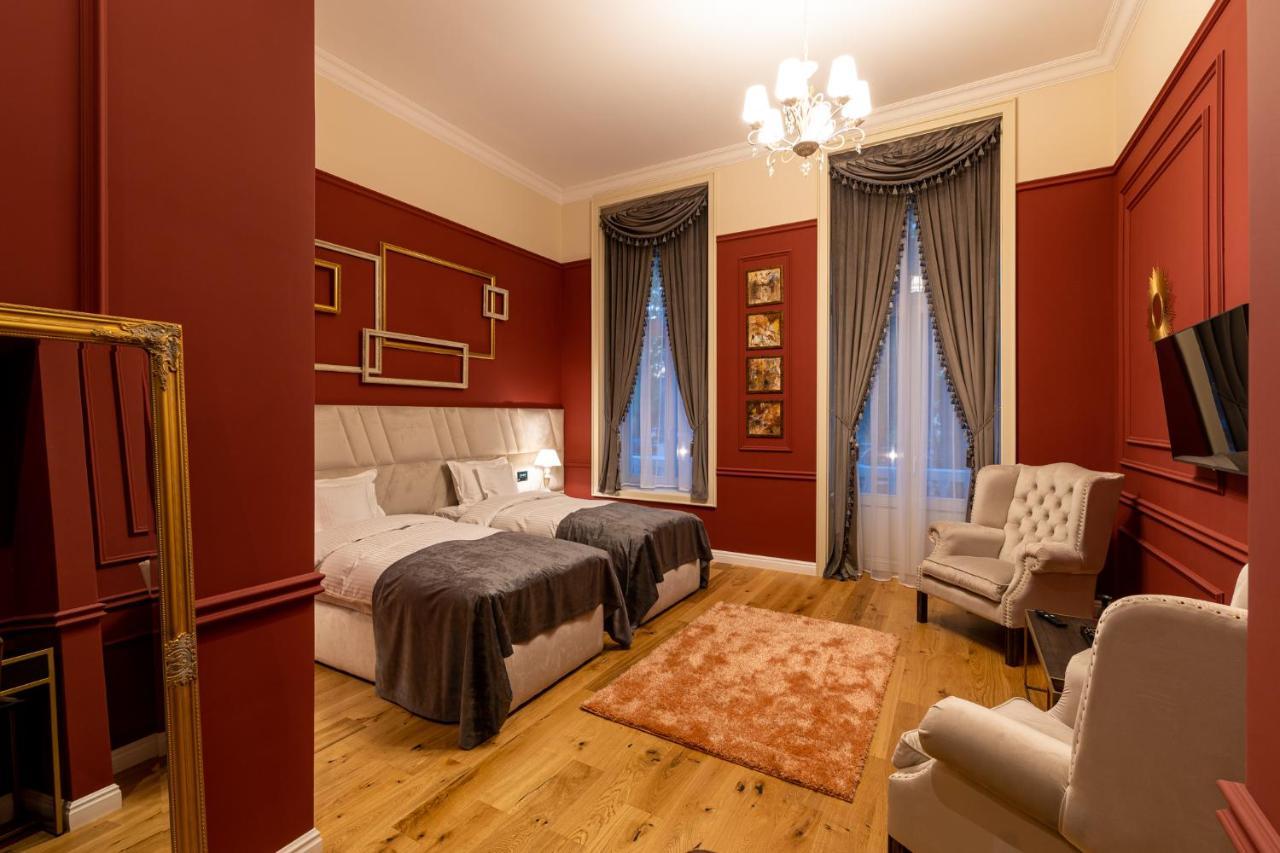 Boutique Hotel Cocosul De Aur Târgu-Mureş Dış mekan fotoğraf