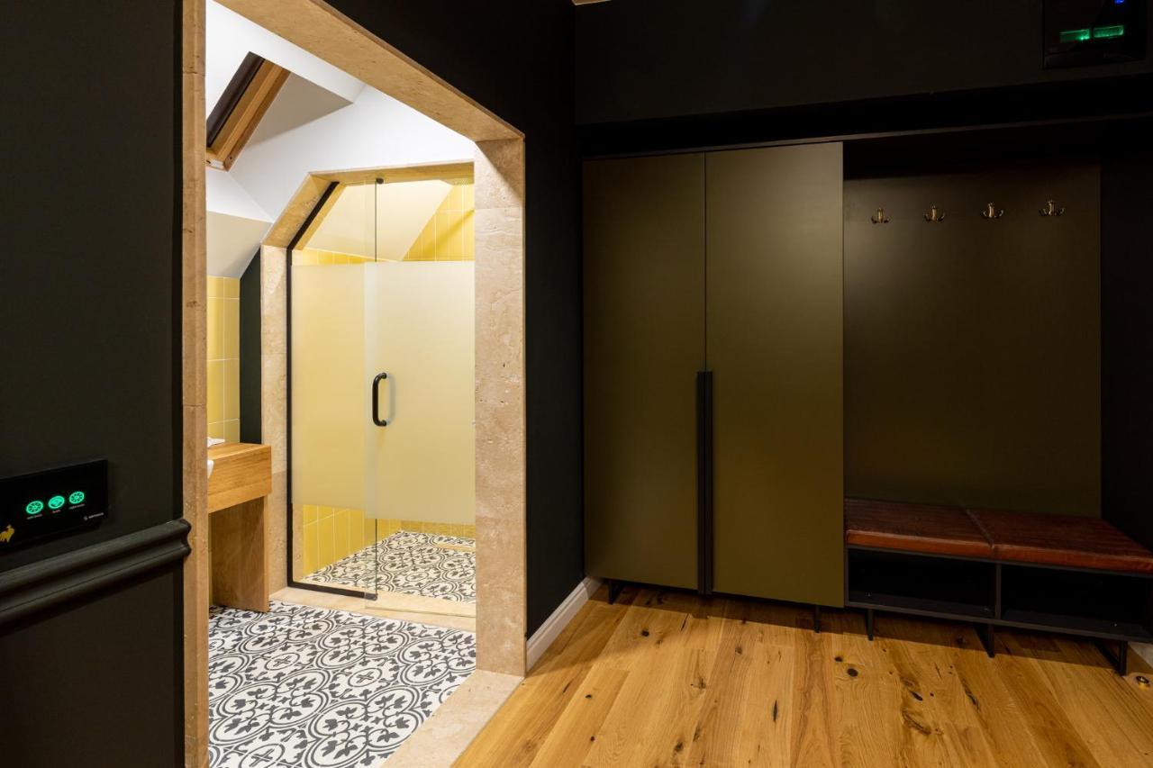 Boutique Hotel Cocosul De Aur Târgu-Mureş Dış mekan fotoğraf