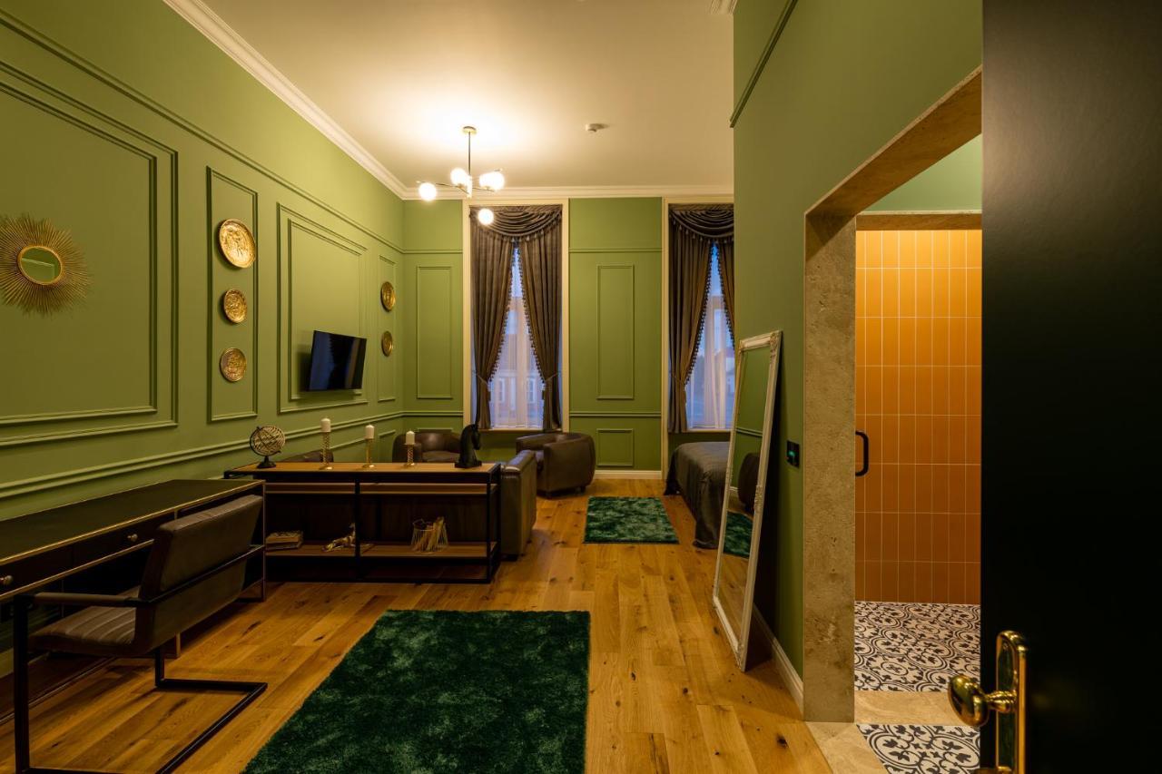 Boutique Hotel Cocosul De Aur Târgu-Mureş Dış mekan fotoğraf