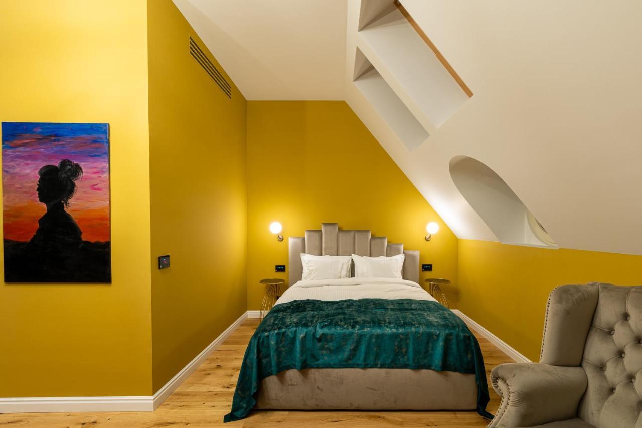 Boutique Hotel Cocosul De Aur Târgu-Mureş Dış mekan fotoğraf