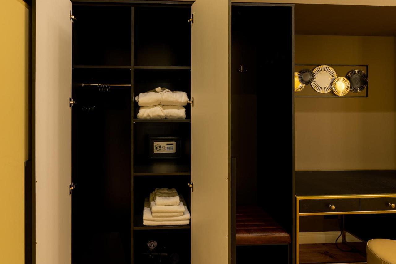 Boutique Hotel Cocosul De Aur Târgu-Mureş Dış mekan fotoğraf