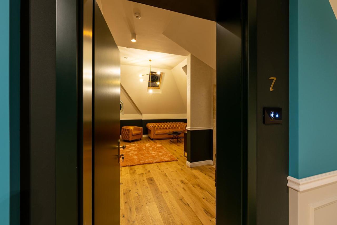 Boutique Hotel Cocosul De Aur Târgu-Mureş Dış mekan fotoğraf