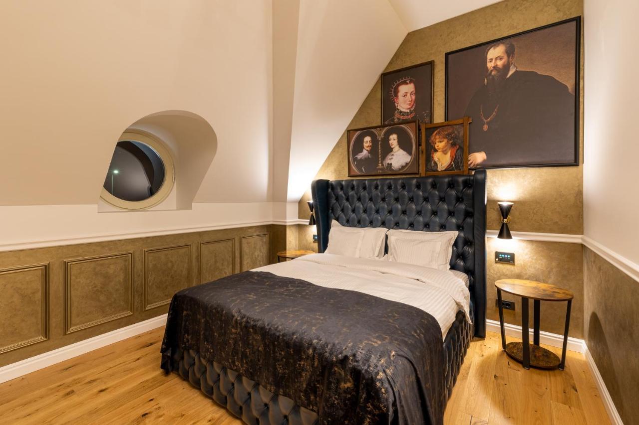 Boutique Hotel Cocosul De Aur Târgu-Mureş Dış mekan fotoğraf